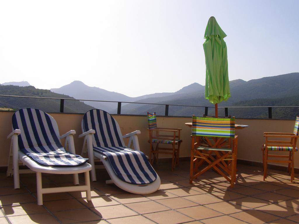 Apartamentos Sierra De Francia Monsagro Стая снимка